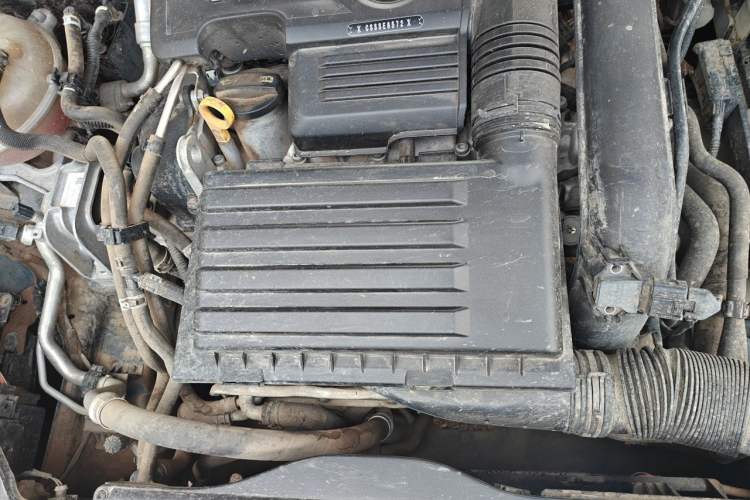 Used Volkswagen Magotan 2018 280TSI DSG Enjoyment Model Engine Bay Right