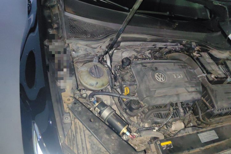 Used Volkswagen Magotan 2018 Facelift 330TSI DSG Luxury Model Engine Bay Right