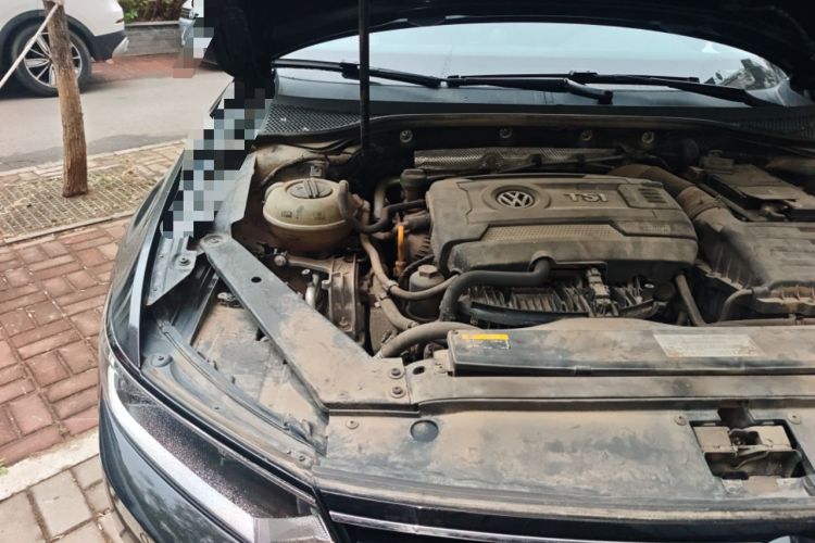 Used Volkswagen Magotan 2018 330TSI DSG Advanced Model Engine Bay Right