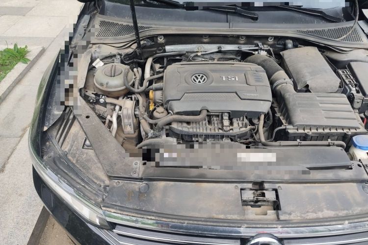 Used Volkswagen Magotan 2018 380TSI DSG Prestige Model Engine Bay Right