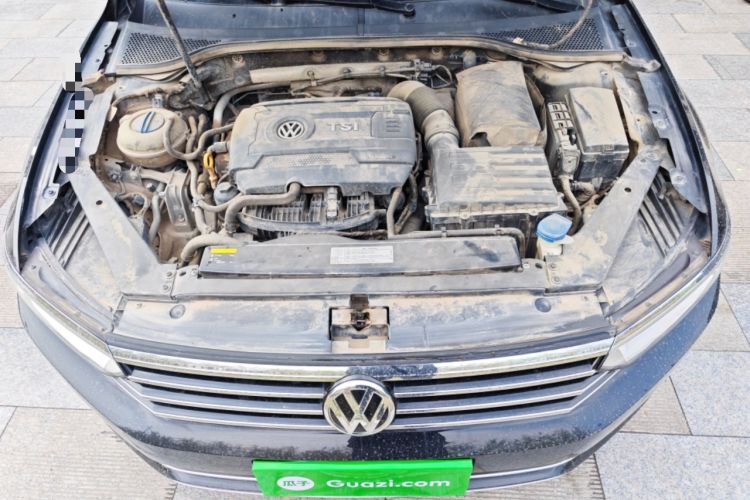Used Volkswagen Magotan 2018 330TSI DSG Luxury Model Engine Bay