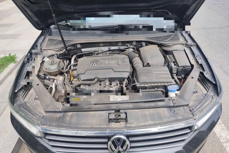 Used Volkswagen Magotan 2018 380TSI DSG Prestige Model Engine Bay