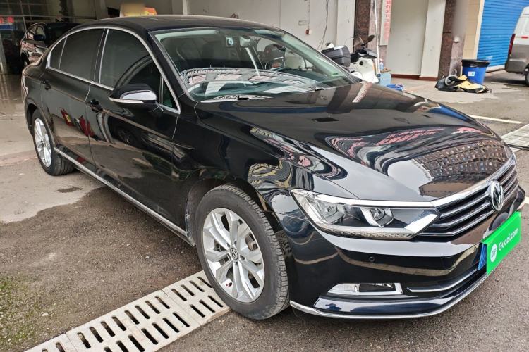 Used Volkswagen Magotan 2018 330TSI DSG Luxury Model Exterior 1