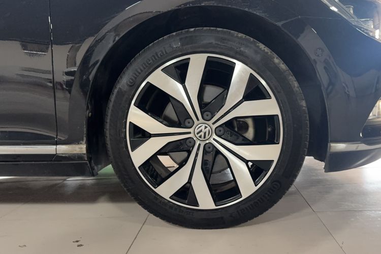 Used Volkswagen Magotan 2018 330TSI DSG Luxury Model Exterior 1