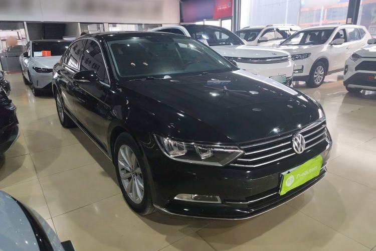 Used Volkswagen Magotan 2018 330TSI DSG Advanced Model Exterior 1