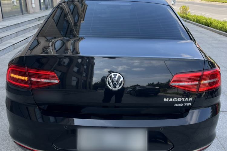 Used Volkswagen Magotan 2018 330TSI DSG Advanced Model Exterior 1