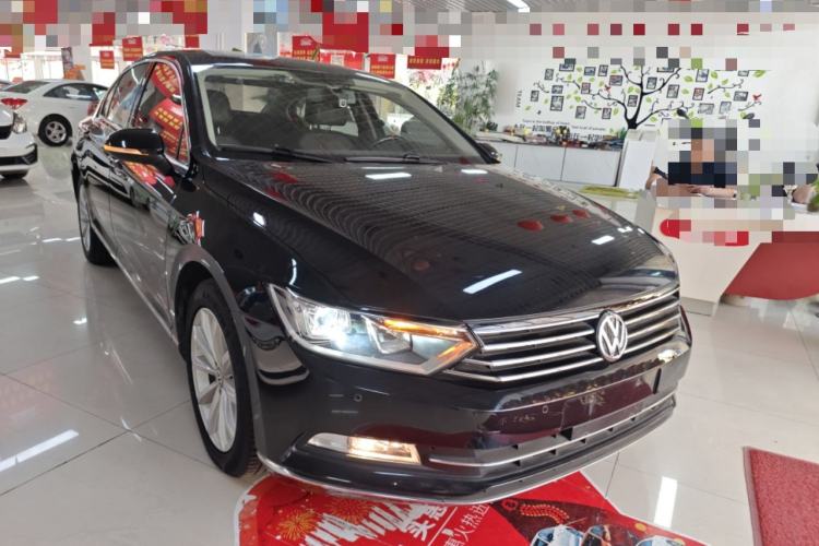 Used Volkswagen Magotan 2018 330TSI DSG Advanced Model Exterior 1