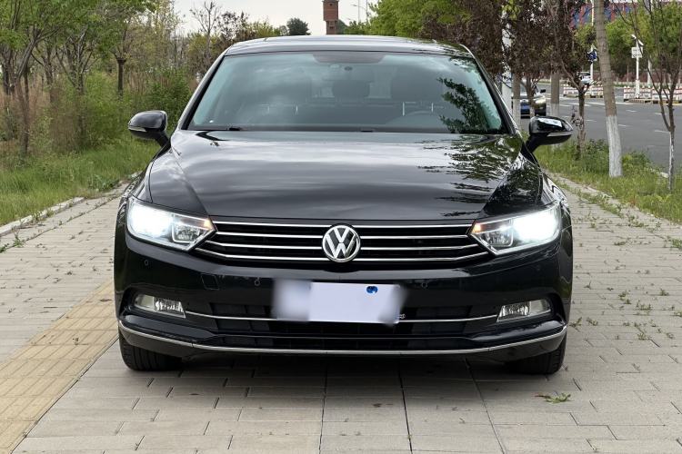 Used Volkswagen Magotan 2018 330TSI DSG Advanced Model Exterior 1