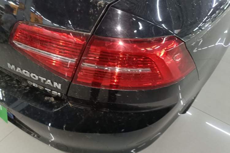 Used Volkswagen Magotan 2018 Facelift 330TSI DSG Luxury Model Exterior 1