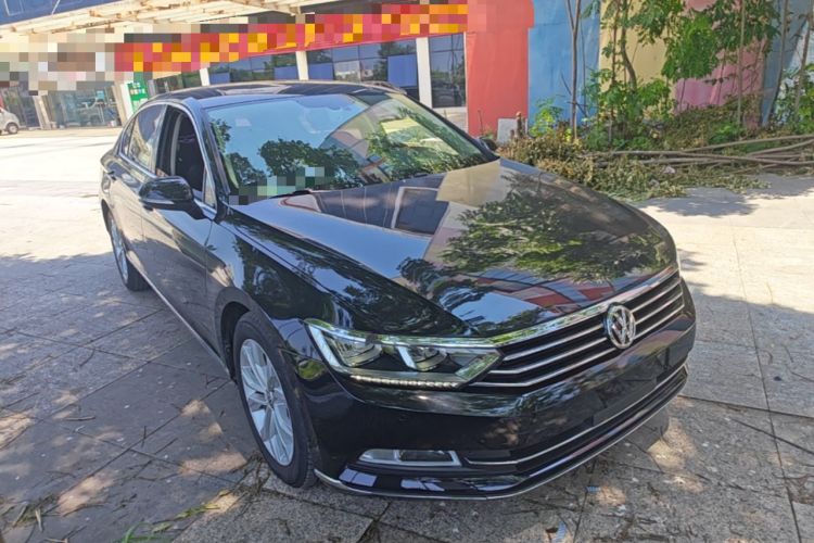 Used Volkswagen Magotan 2018 Facelift 330TSI DSG Luxury Model Exterior 1