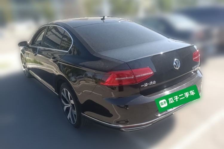 Used Volkswagen Magotan 2018 330TSI DSG Luxury Model Exterior 2