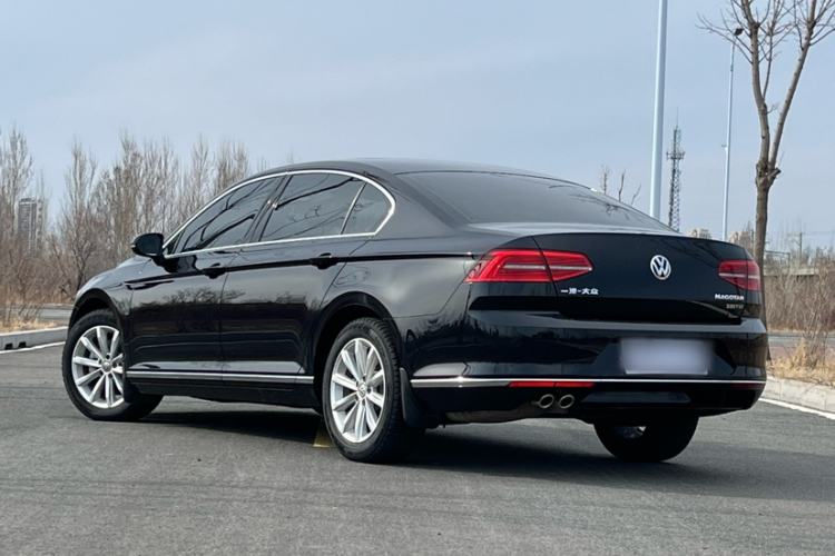 Used Volkswagen Magotan 2018 330TSI DSG Advanced Model Exterior 2