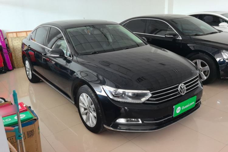 Used Volkswagen Magotan 2018 330TSI DSG Advanced Model Exterior 2