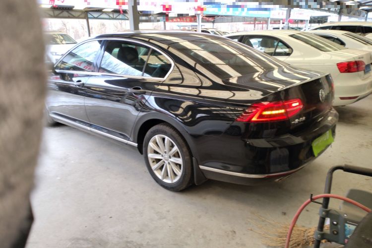 Used Volkswagen Magotan 2018 330TSI DSG Advanced Model Exterior 2