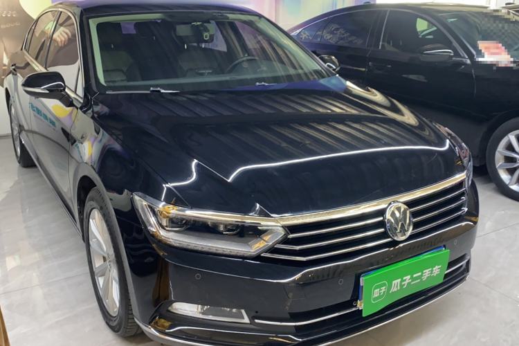 Used Volkswagen Magotan 2018 330TSI DSG Advanced Model Exterior 2