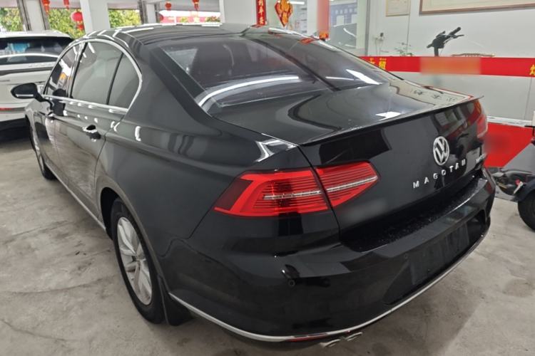 Used Volkswagen Magotan 2018 280TSI DSG Comfort Model Exterior 2