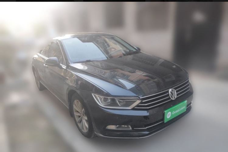 Used Volkswagen Magotan 2018 330TSI DSG Advanced Model Exterior 2