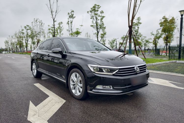 Used Volkswagen Magotan 2018 380TSI DSG Luxury Model Exterior 2