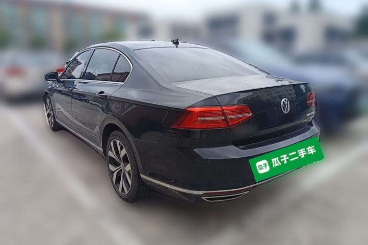 Used Volkswagen Magotan 2018 330TSI DSG Luxury Model Exterior 3
