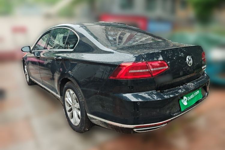 Used Volkswagen Magotan 2018 330TSI DSG Luxury Model Exterior 3