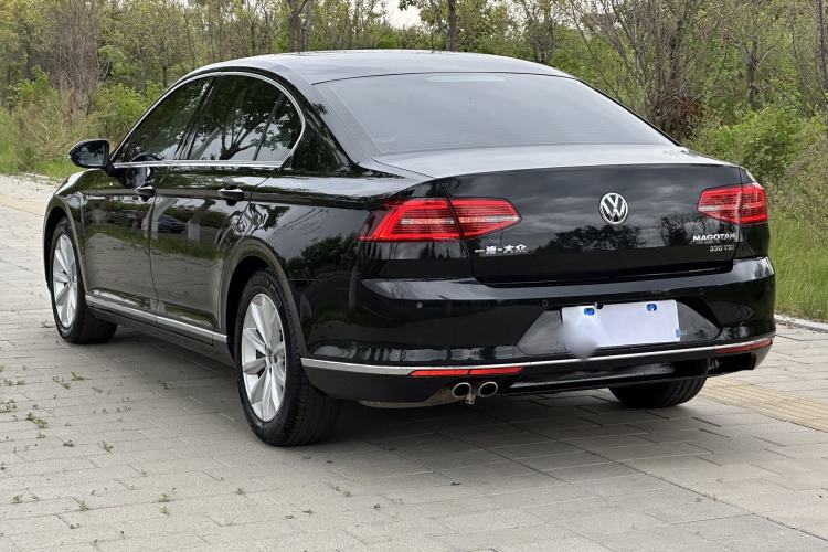 Used Volkswagen Magotan 2018 330TSI DSG Advanced Model Exterior 3