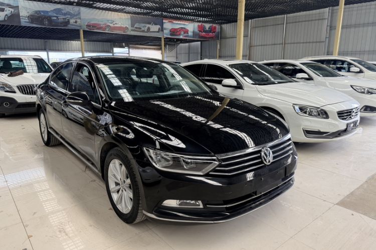Used Volkswagen Magotan 2018 330TSI DSG Advanced Model Exterior 3