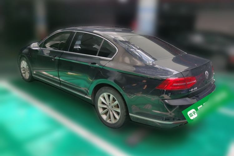 Used Volkswagen Magotan 2018 330TSI DSG Advanced Model Exterior 3