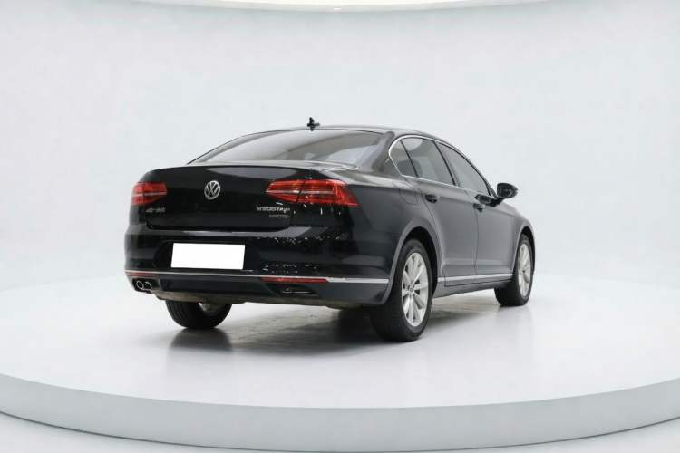 Used Volkswagen Magotan 2018 330TSI DSG Advanced Model Exterior 4