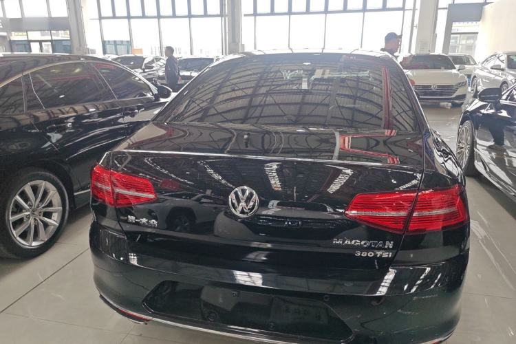 Used Volkswagen Magotan 2018 Facelift 380TSI DSG Luxury Version Exterior 4