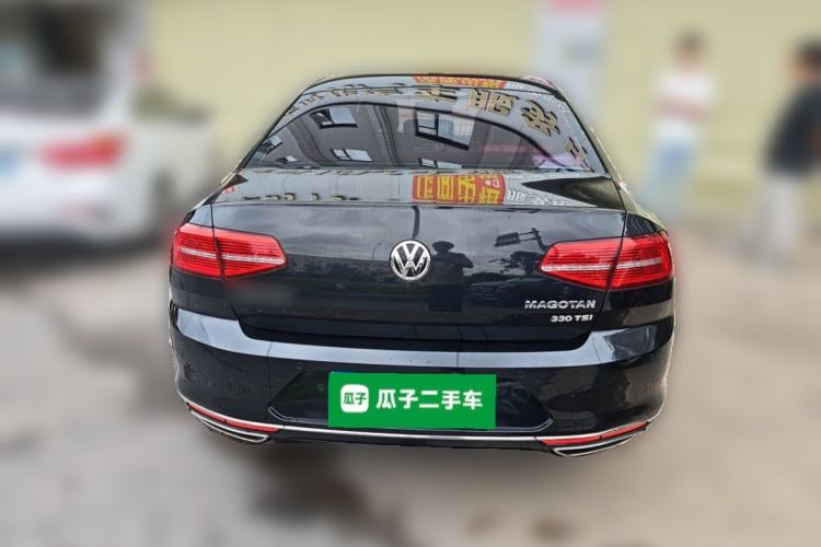 Used Volkswagen Magotan 2018 330TSI DSG Luxury Model Exterior 4
