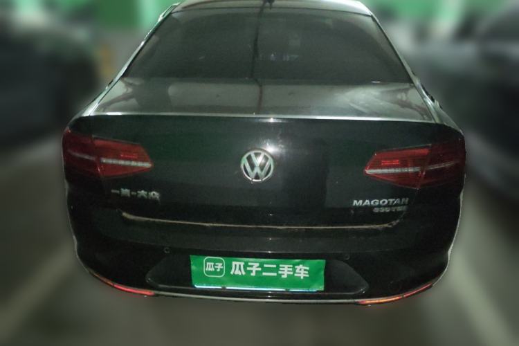 Used Volkswagen Magotan 2018 330TSI DSG Luxury Model Exterior 4