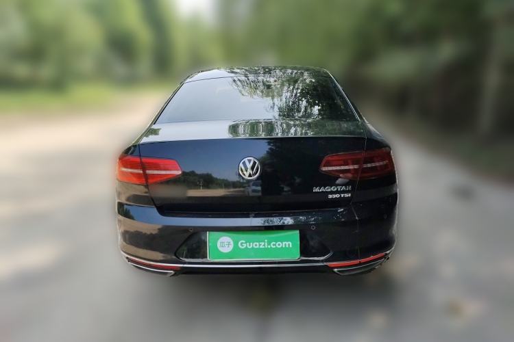 Used Volkswagen Magotan 2018 330TSI DSG Luxury Model Exterior 4