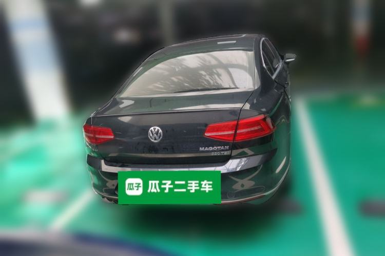 Used Volkswagen Magotan 2018 330TSI DSG Advanced Model Exterior 4