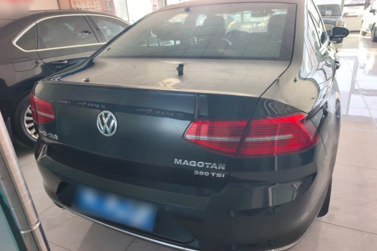 Used Volkswagen Magotan 2018 380TSI DSG Luxury Model Exterior 4