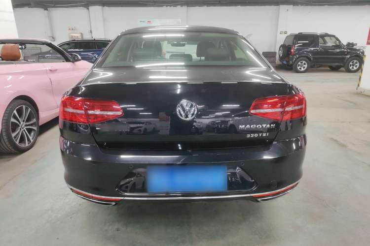 Used Volkswagen Magotan 2018 Facelift 330TSI DSG Luxury Model Exterior 4
