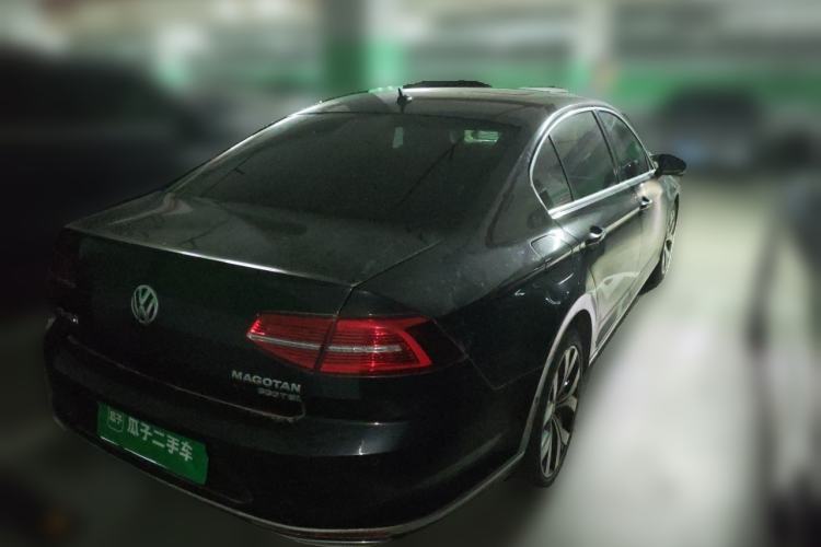 Used Volkswagen Magotan 2018 330TSI DSG Luxury Model Exterior 5