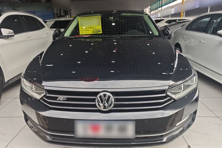 Used Volkswagen Magotan 2018 Facelift 330TSI DSG Luxury Model Exterior 5