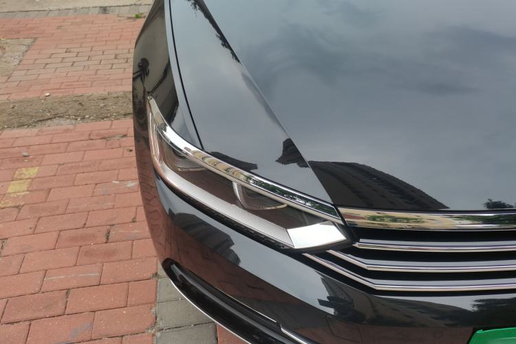Used Volkswagen Magotan 2018 Facelift 330TSI DSG Luxury Model Exterior 6