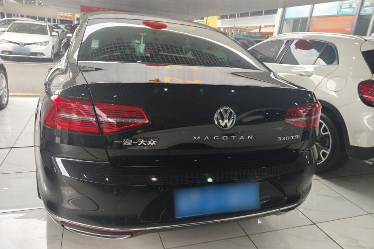 Used Volkswagen Magotan 2018 Facelift 330TSI DSG Luxury Model Exterior 7