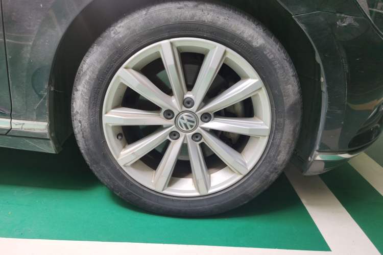 Used Volkswagen Magotan 2018 330TSI DSG Advanced Model Exterior 7