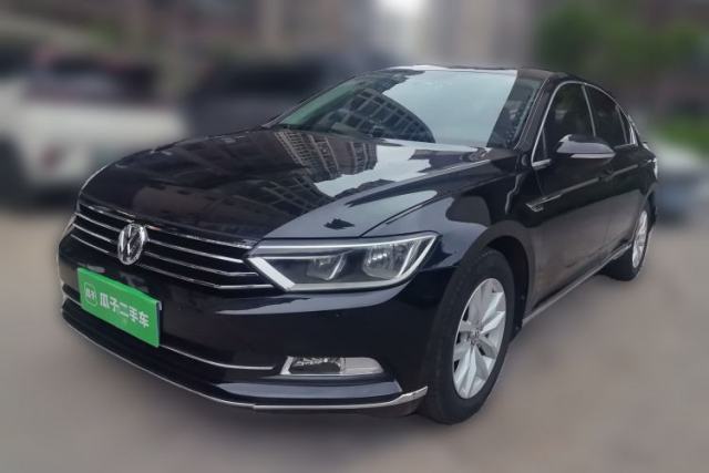 Ojetý Volkswagen Magotan 2018 280TSI DSG Comfort Model
