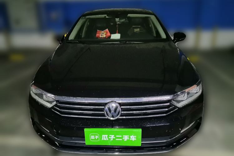 Used Volkswagen Magotan 2018 330TSI DSG Luxury Model Front