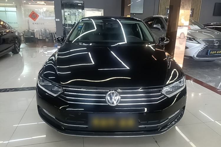 Used Volkswagen Magotan 2018 280TSI DSG Leading Model Front