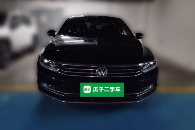 Used Volkswagen Magotan 2018 330TSI DSG Luxury Model Front