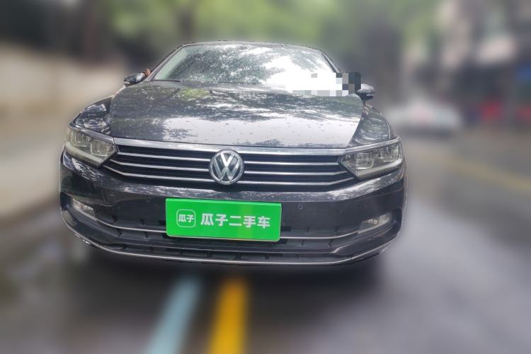 Used Volkswagen Magotan 2018 330TSI DSG Luxury Model Front