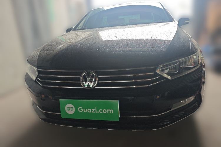 Used Volkswagen Magotan 2018 280TSI DSG Comfort Model Front