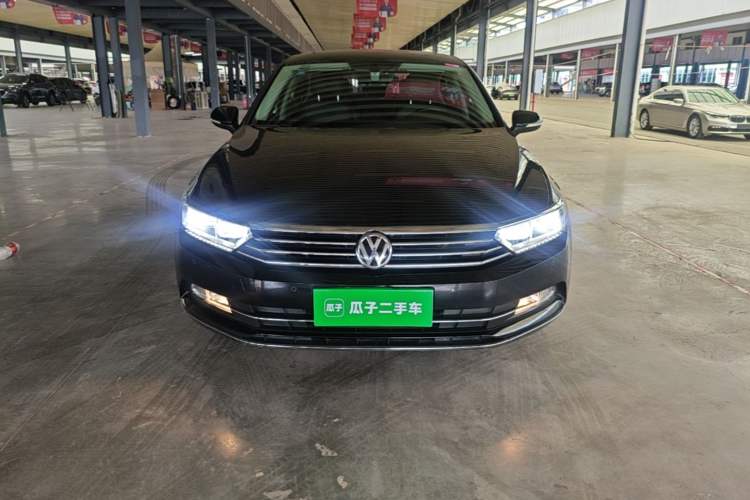 Used Volkswagen Magotan 2018 Facelift 330TSI DSG Luxury Model Front