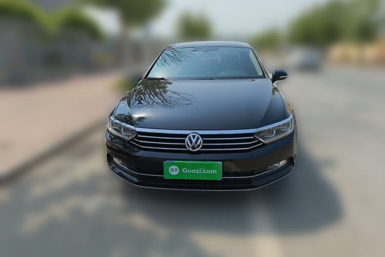 Used Volkswagen Magotan 2018 330TSI DSG Luxury Model Front