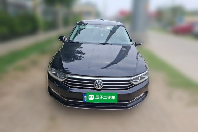 Used Volkswagen Magotan 2018 330TSI DSG Luxury Model Front