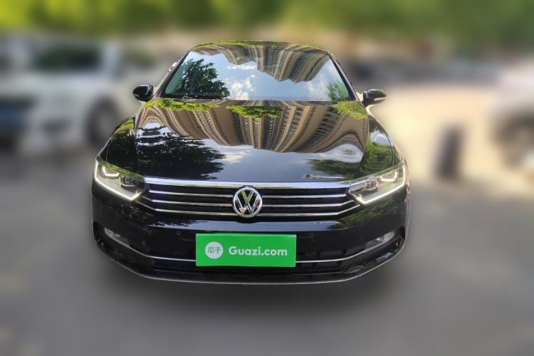 Used Volkswagen Magotan 2018 Facelift 330TSI DSG Luxury Model Front